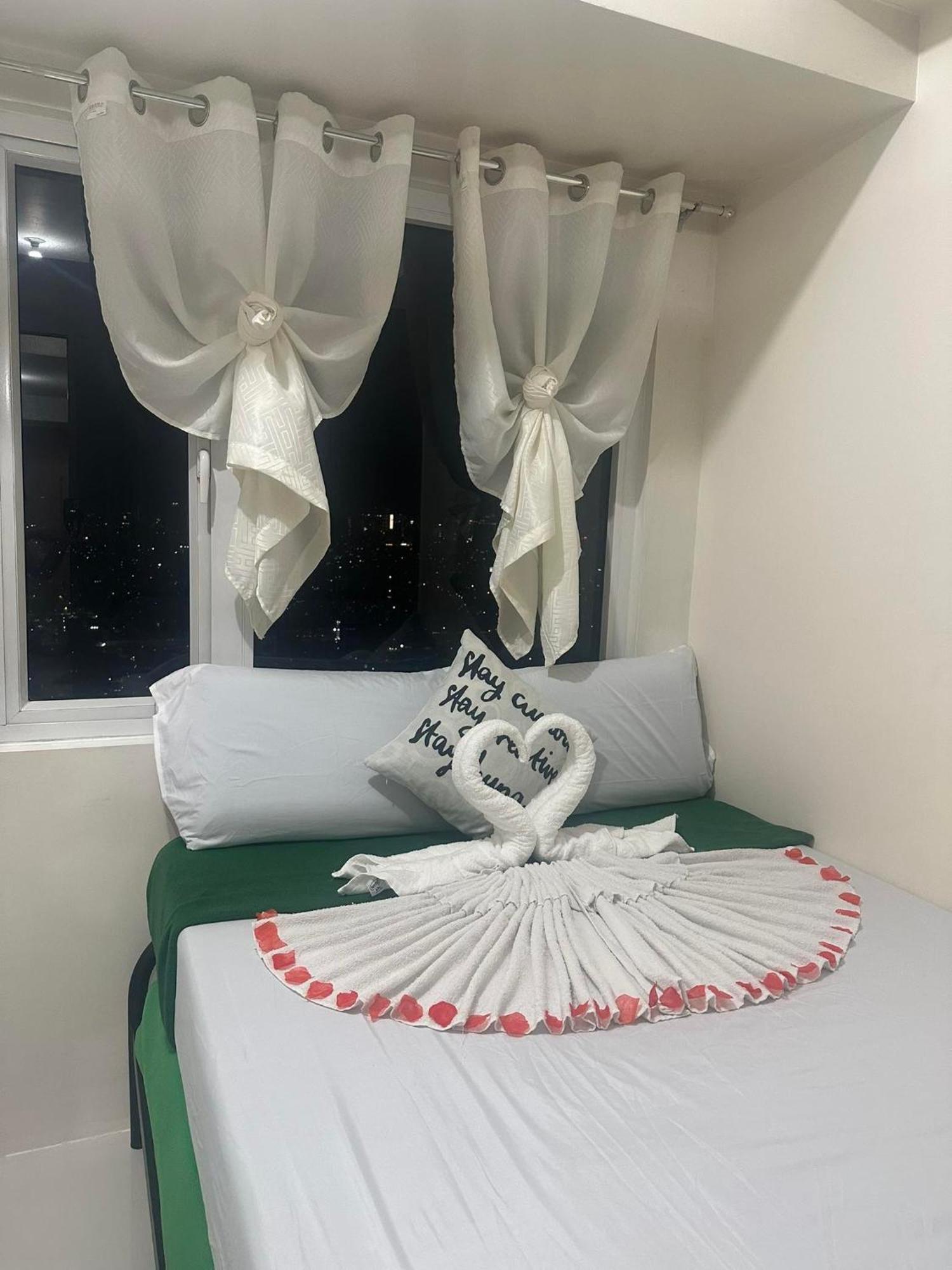 Green Residences Stays By Pbyy มะนิลา ภายนอก รูปภาพ