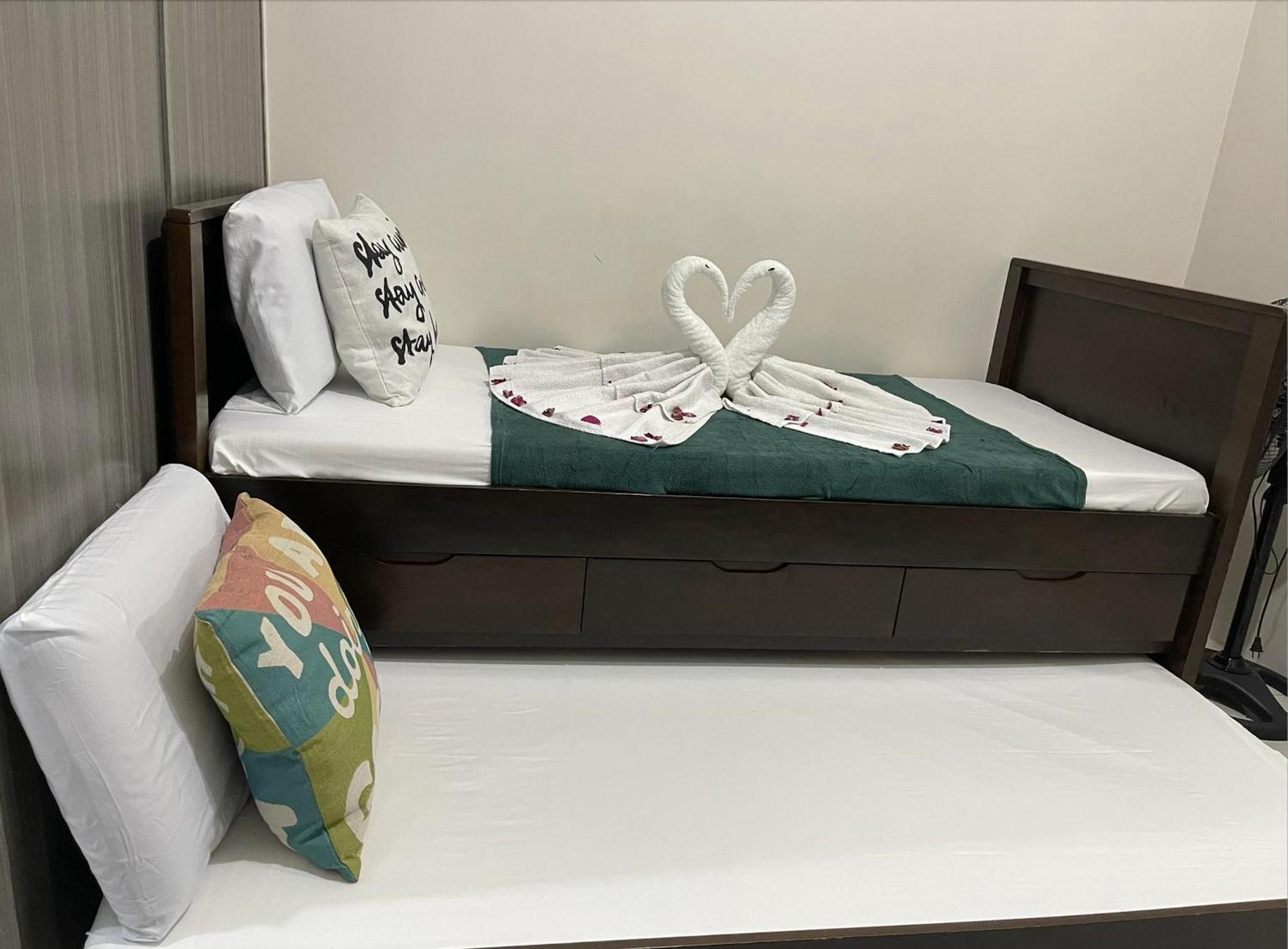 Green Residences Stays By Pbyy มะนิลา ภายนอก รูปภาพ