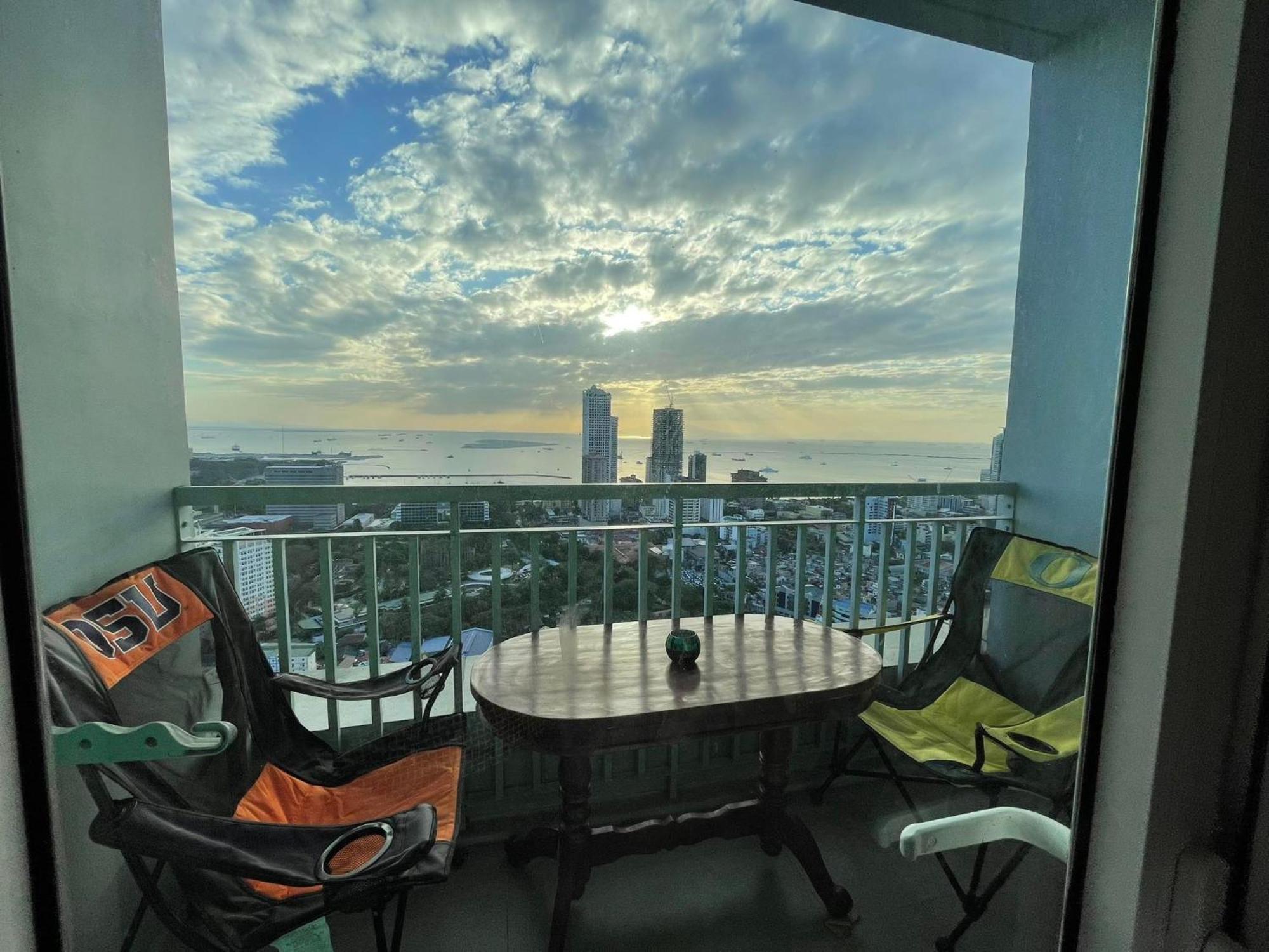 Green Residences Stays By Pbyy มะนิลา ภายนอก รูปภาพ