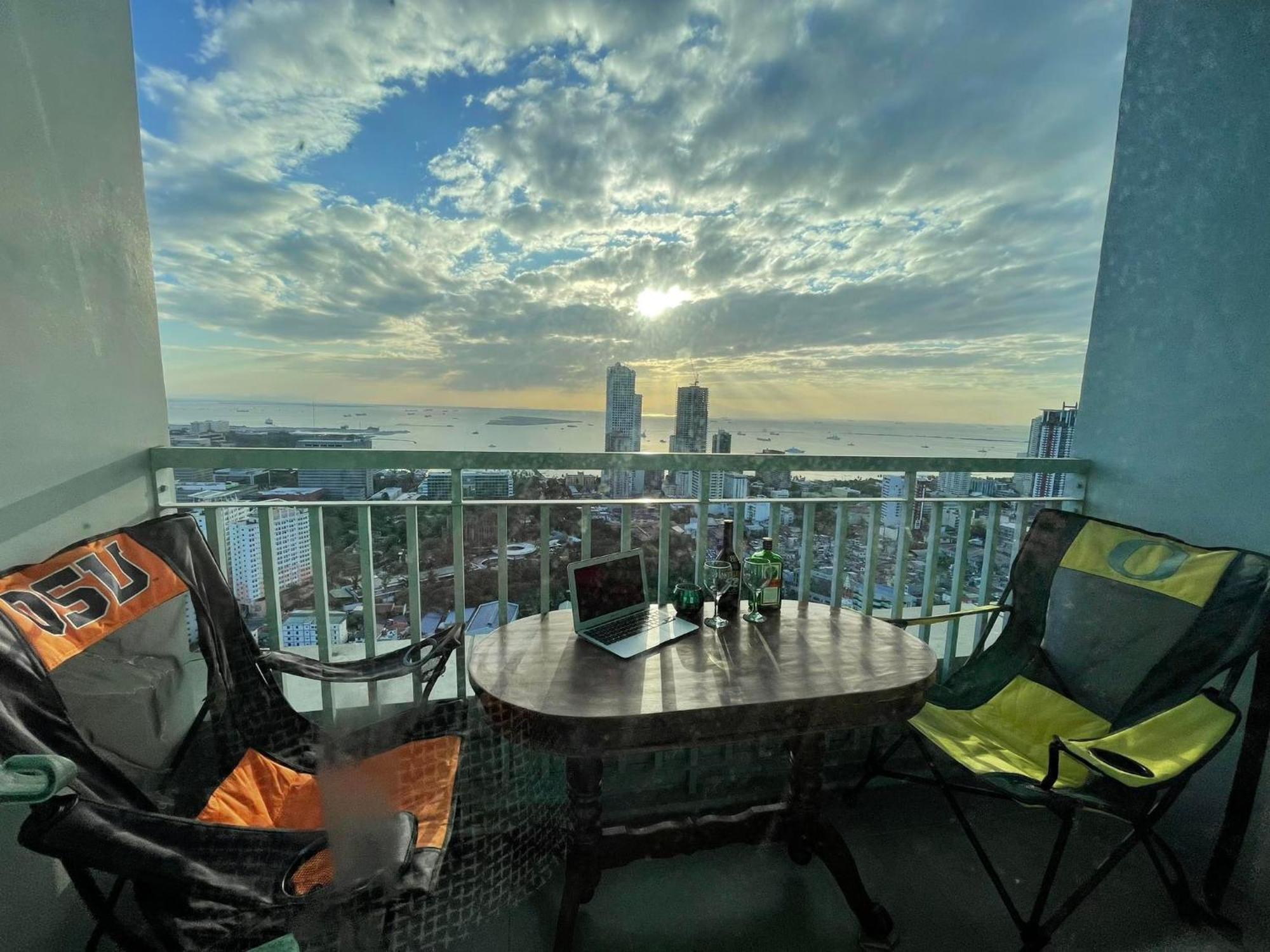 Green Residences Stays By Pbyy มะนิลา ภายนอก รูปภาพ